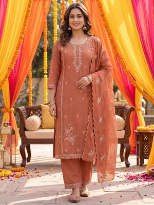 Yufta rust tissue lining kurta dupatta pant set 1