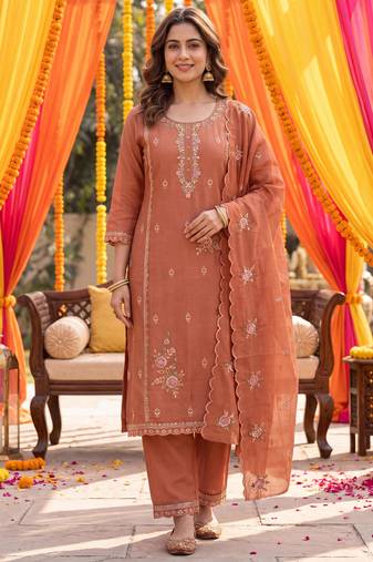 Yufta rust tissue lining kurta dupatta pant set