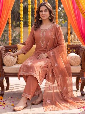Yufta rust tissue lining kurta dupatta pant set 5