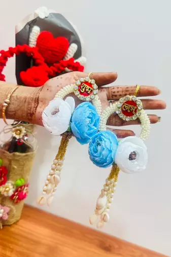 hanging perfect festive charm and vibrant elegance to your home decor (pack of 2)