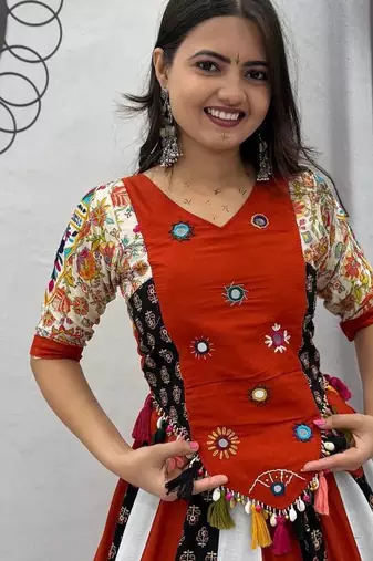 Orange hand work Cotton Navratri Lahenga Kediyu 