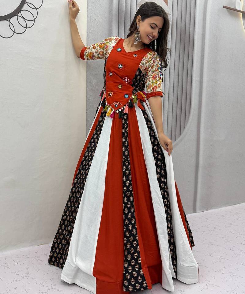 Orange hand work Cotton Navratri Lahenga Kediyu 