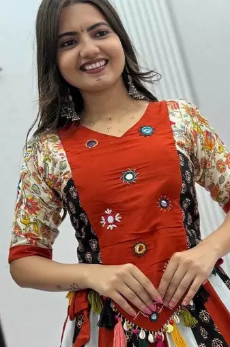 Orange hand work Cotton Navratri Lahenga Kediyu 