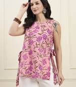  pink cotton boat neck straight high slit style top