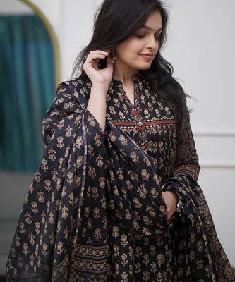 black handblock floral printed cotton flared anarkali suit set 4