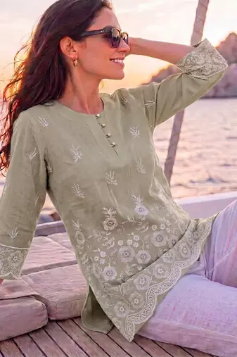  green cotton lucknowi top