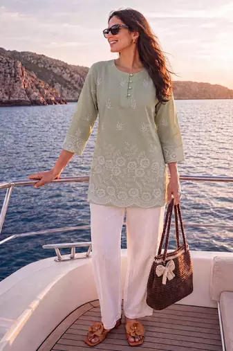  green cotton lucknowi top