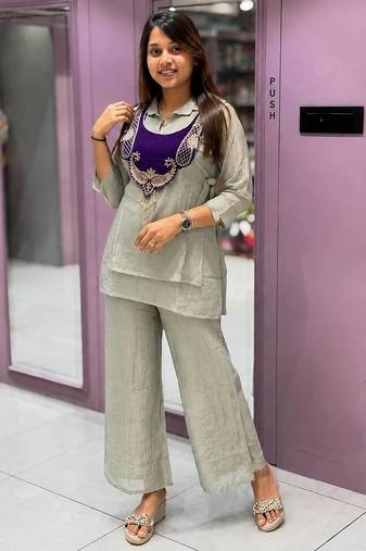 gray color embroidered wrok silk blend salwar suit