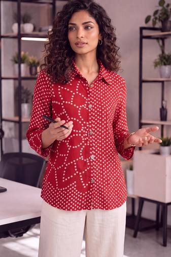  red muslin bhandhej shirt