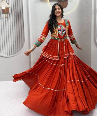 Orange Heavy gamthi work Cotton Navratri Lahenga Choli Koti 2