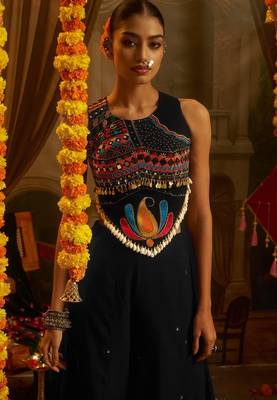 Black navratri special georgette top & palazzo set 4