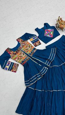 Teal Heavy gamthi work Cotton Navratri Lahenga Choli Koti 3