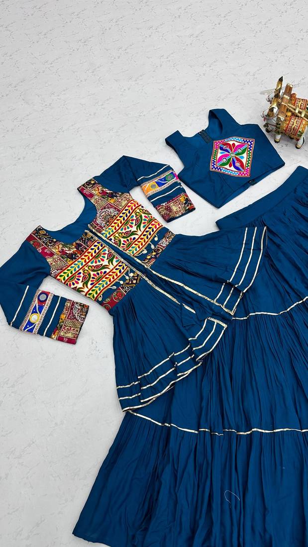 Teal Heavy gamthi work Cotton Navratri Lahenga Choli Koti