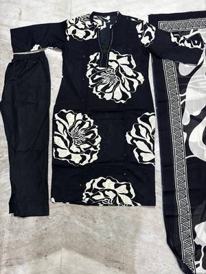 black floral printed cotton straight kurta set with dupatta 5