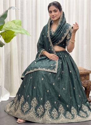 Navratri Special Bottle Green Silk Embroidered Lehenga Choli with Dupatta 2