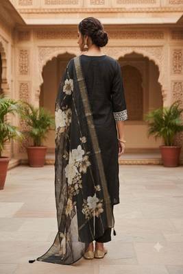 embroidered straight kurta set with pant & dupatta 2