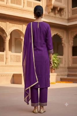 embroidered straight kurta set with pant & dupatta 2