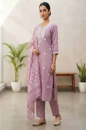 Women’s premium embroidered straight kurta set with pant & dupatta