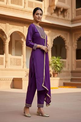 embroidered straight kurta set with pant & dupatta 3