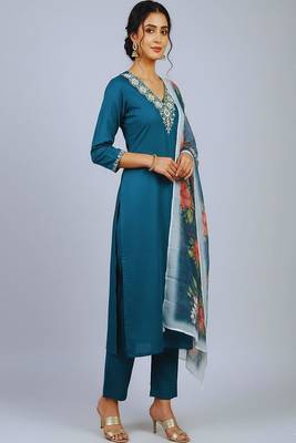 embroidered straight kurta set with pant & dupatta 3