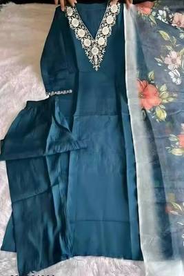 embroidered straight kurta set with pant & dupatta 5