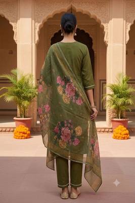 embroidered straight kurta set with pant & dupatta 2