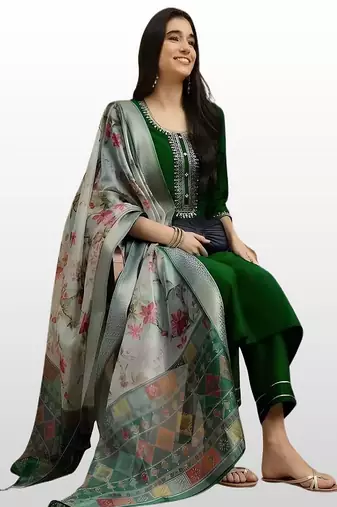Women’s premium embroidered straight kurta set with pant & dupatta