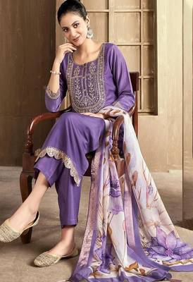 embroidered straight kurta set with pant & dupatta 3