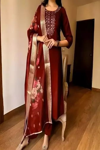 Women’s premium embroidered straight kurta set with pant & dupatta