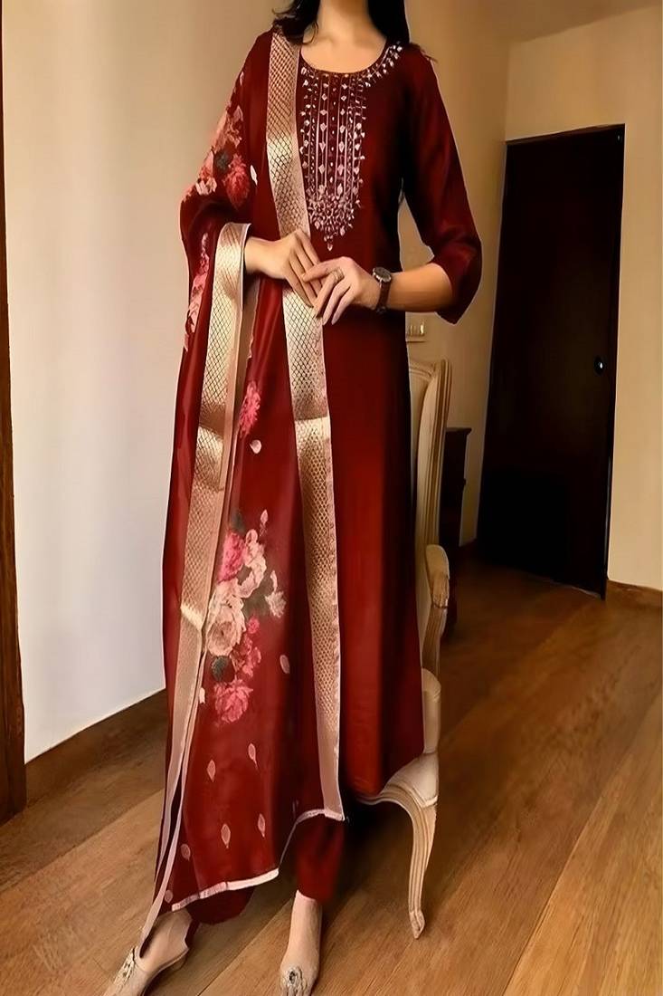 Women’s premium embroidered straight kurta set with pant & dupatta