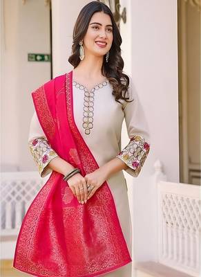 embroidered straight kurta set with pant & dupatta 3