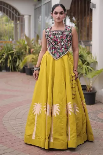 Navratri Roman Lehenga Choli - Coconut Gota & Kutchi Gamthi Embroidery - free size