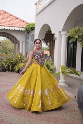 Navratri Roman Lehenga Choli - Coconut Gota & Kutchi Gamthi Embroidery - free size 3