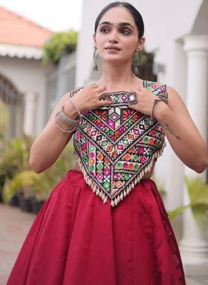 Navratri Roman Lehenga Choli - Coconut Gota & Kutchi Gamthi Embroidery - free size 4