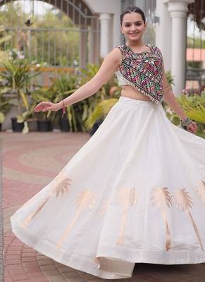 Navratri Roman Lehenga Choli - Coconut Gota & Kutchi Gamthi Embroidery - free size 3