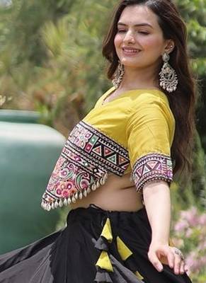 Navratri Roman Lehenga Choli - Lotus Gota Mirror Lace & Kutchi Gamthi Work - free size 3