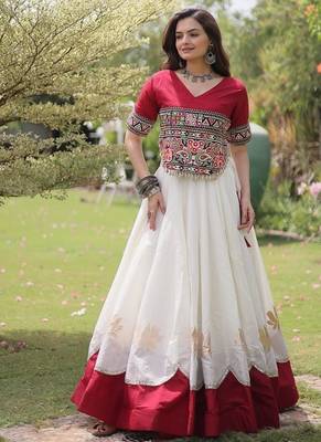 Navratri Roman Lehenga Choli - Lotus Gota Mirror Lace & Kutchi Gamthi Work - free size 1