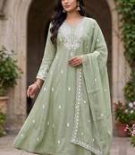 Pista mul chanderi kurti pant dupatta set