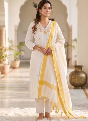 White khadi cotton kurti pant dupatta set 1
