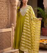 Green premium glass roman silk kurti pant dupatta set