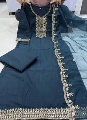 Teal cotton blend kurti pant dupatta set 4