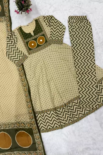 Cream jaipuri cotton kurti pant dupatta set
