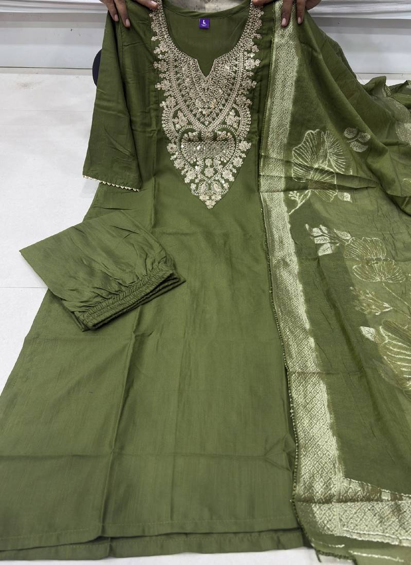 Green cotton blend kurti pant dupatta set
