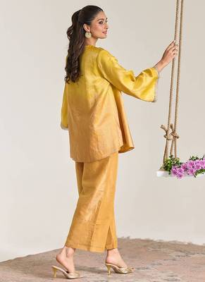 Yellow embroidered kota tissue kurta set 2