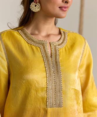 Yellow embroidered kota tissue kurta set 3
