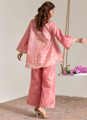 Rose pink embroidered kota tissue kurta set 3