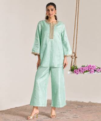 Mint green embroidered kota tissue kurta set 1