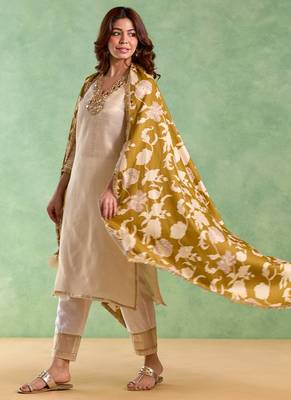 Golden embroidered chanderi stripe kurta set 1