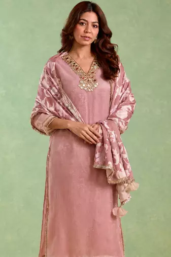 Dusty pink embroidered chanderi stripe kurta set