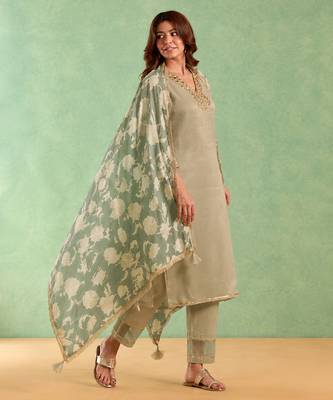 Sage green embroidered chanderi stripe kurta set 3